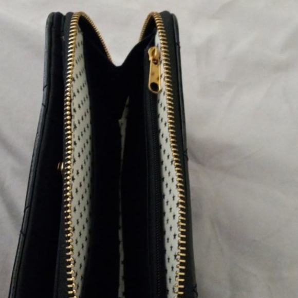 Wallet - Picture 4 of 5